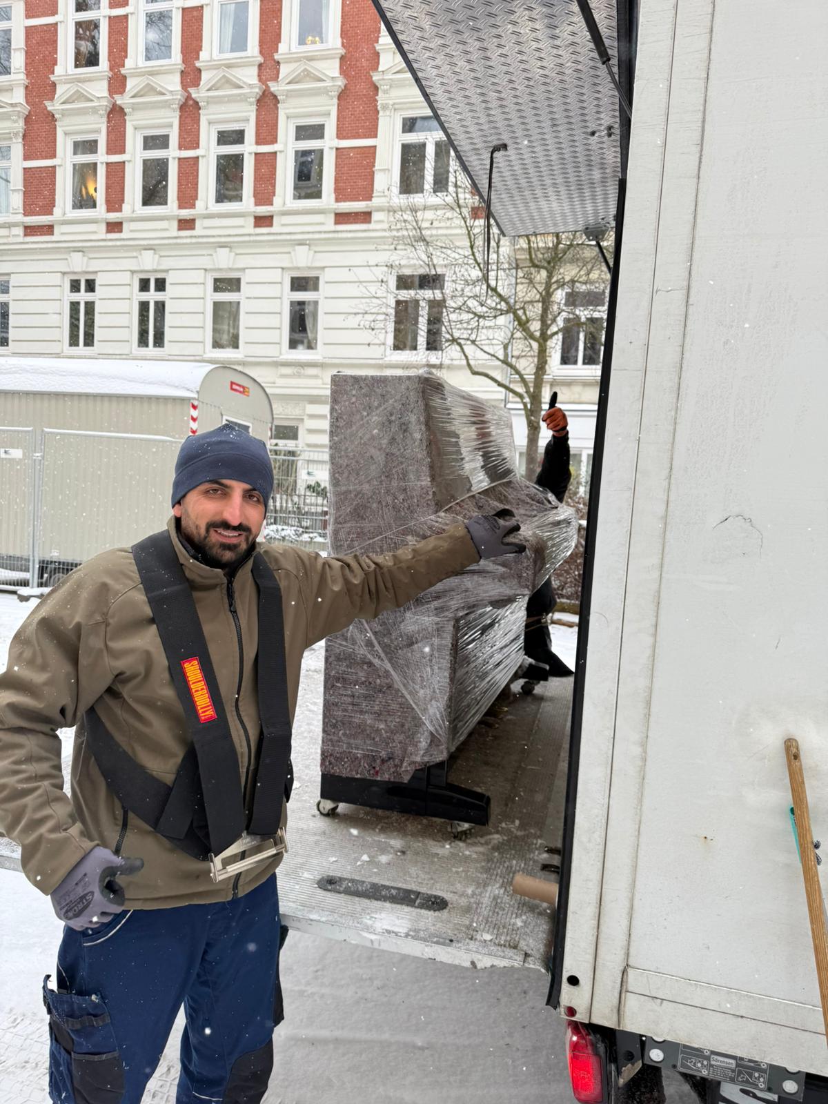 Fachgerechter Klaviertransport